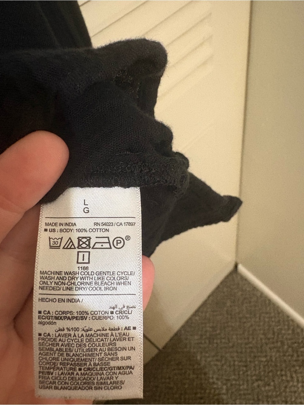 Old Navy Black Button-Front Shirt - Picture 4 of 4